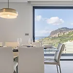 Tower Penthouse By Homie *