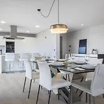 Tower Penthouse By Homie Apartment *